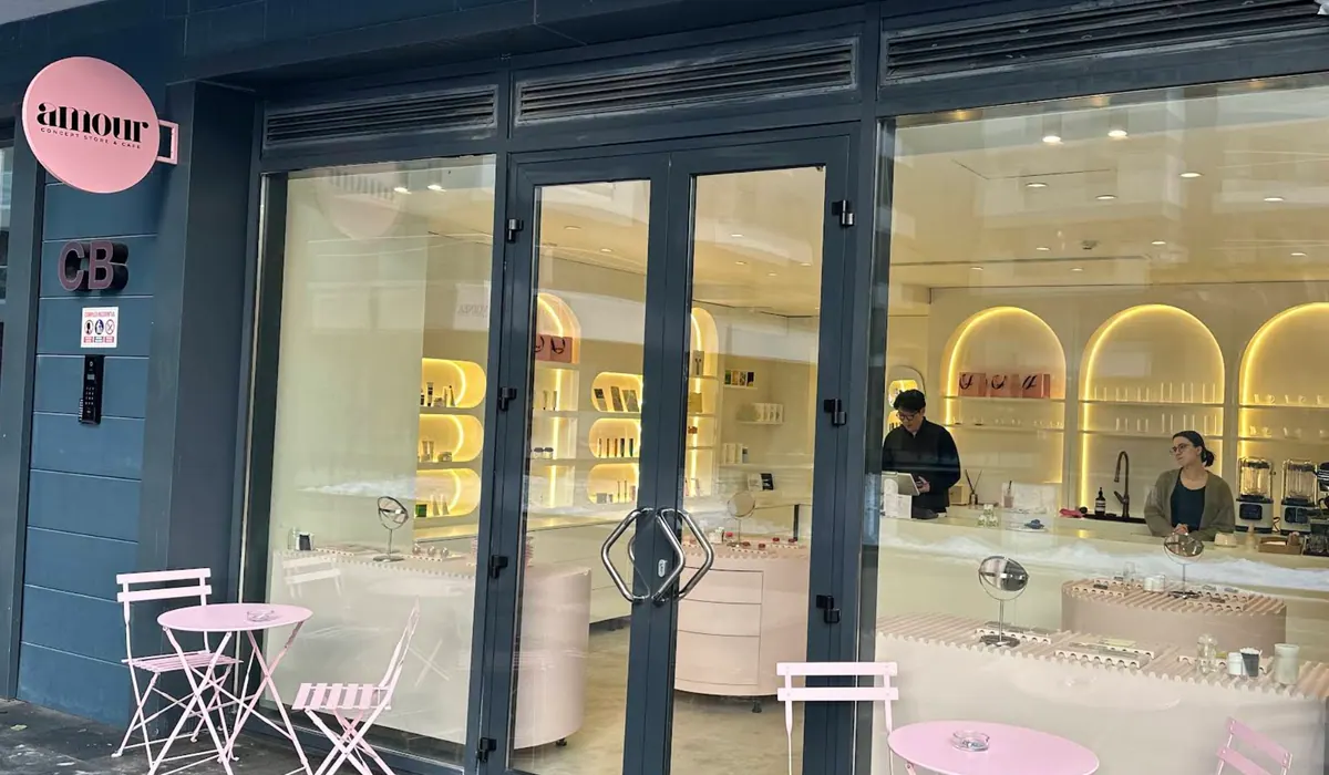 amour concept store & cafe